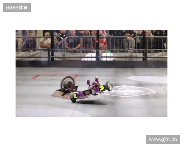 机器人格斗轰鸣2025AEW,RFT极智战甲大赛收官 机器人格斗轰鸣2025AEW,RFT极智战甲大赛收官